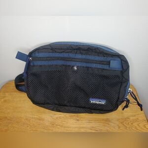 Patagonia hiking adjustable chest hip pack for adults pre owned 90s/ early 2000